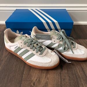 Adidas samba OG women’s silver green size 8